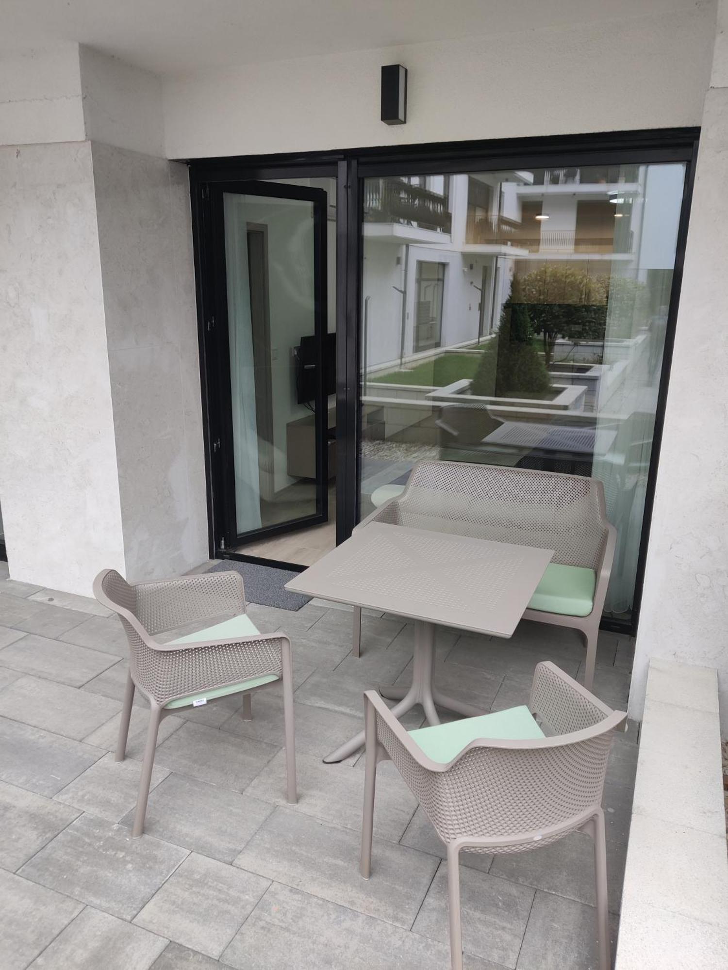 Belvaros & Apartment
