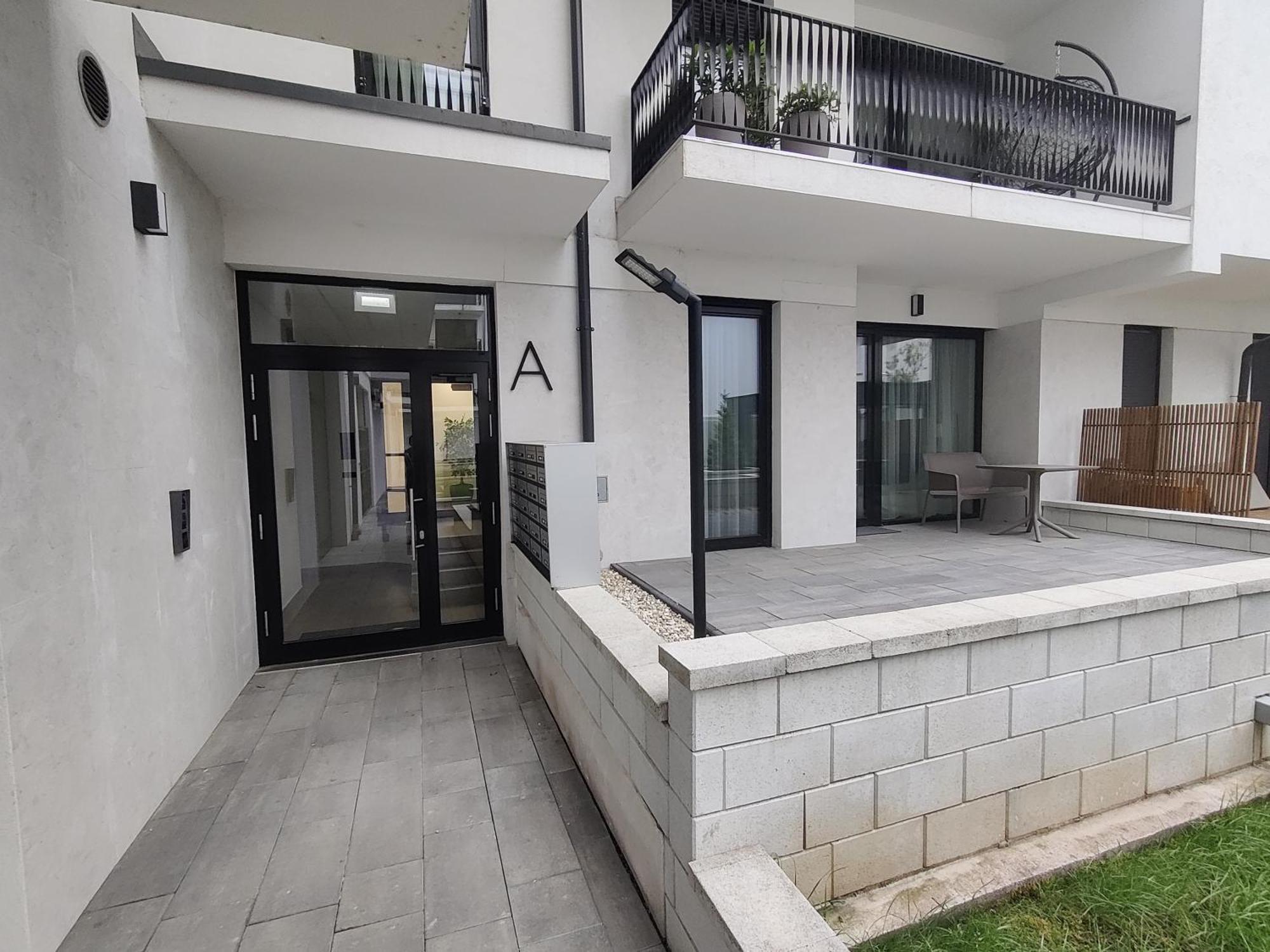 Belvaros & Apartment